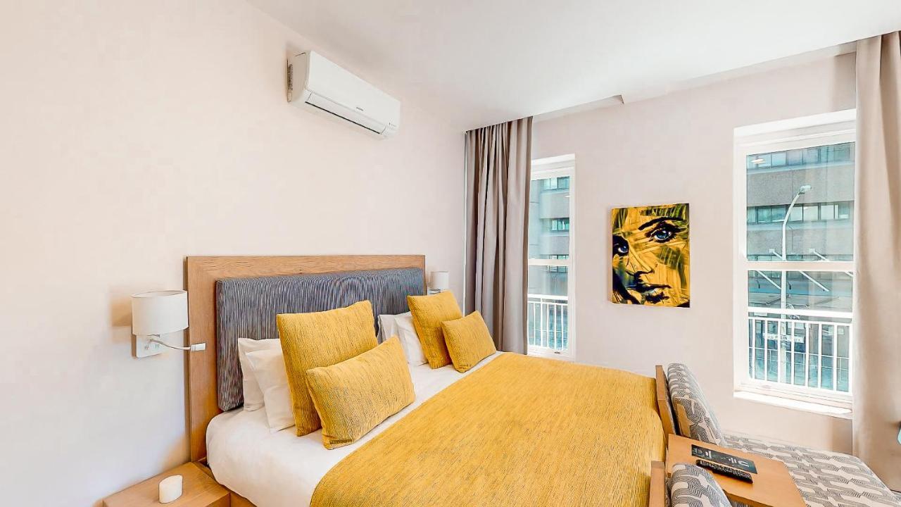 Urban Oasis Aparthotel 3*