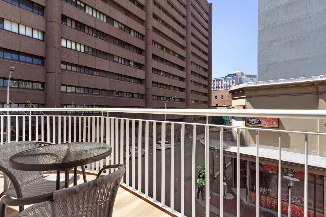 Aparthotel Urban Oasis 3*